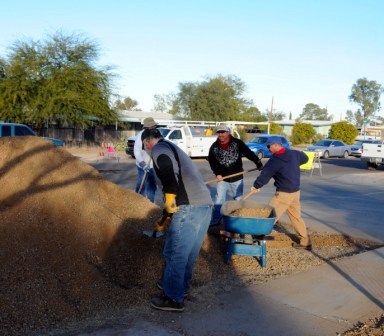 Arizona Builders' Alliance Volunteer Day 2010